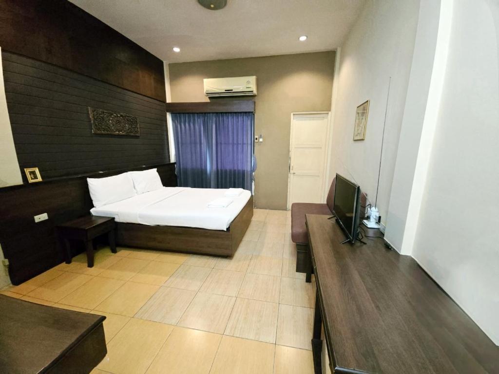 Rajata Hotel Bangkok Exterior foto